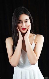 模特姗姗在线观看,在线直播惊艳亮相